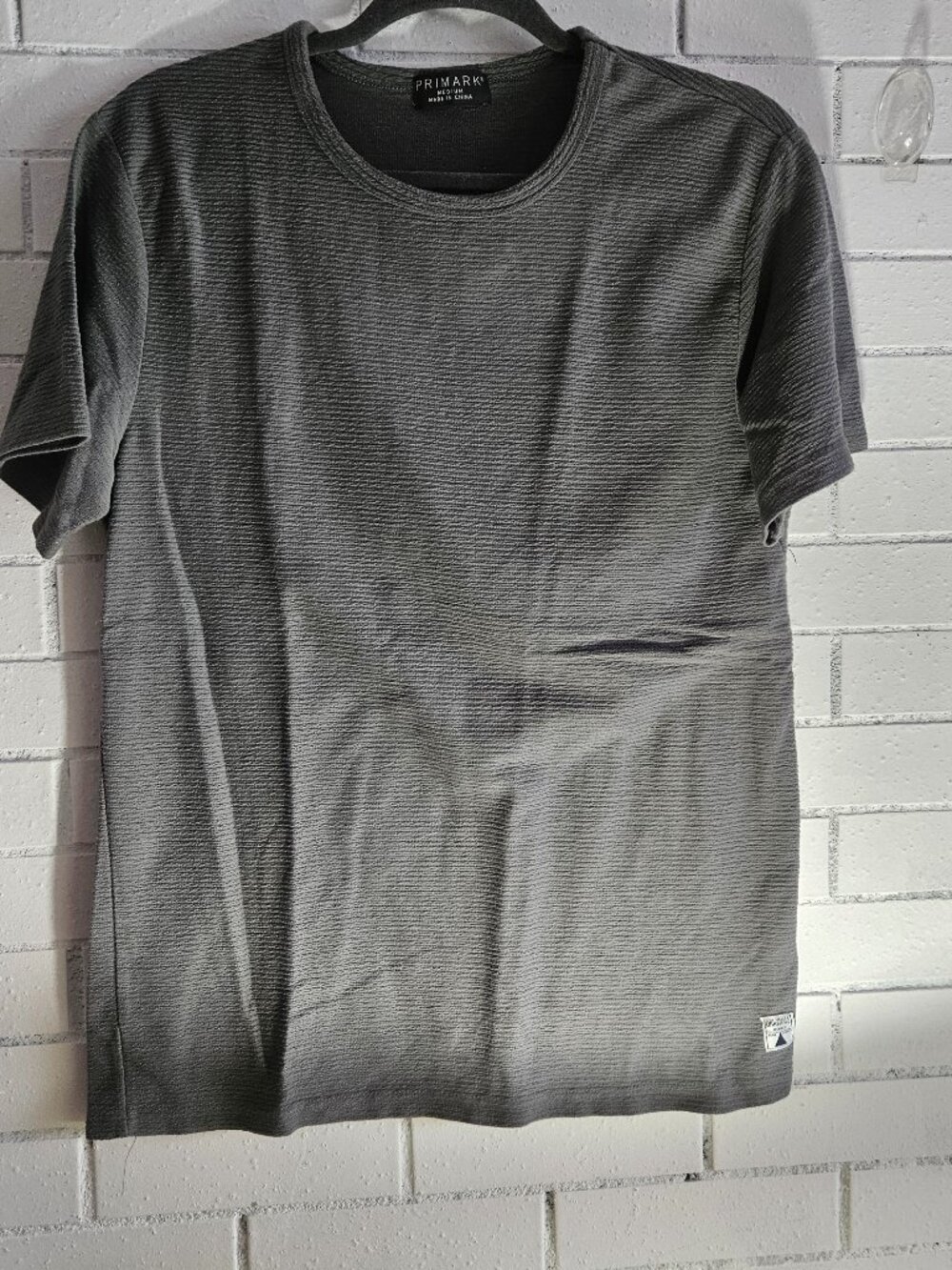 Goodfellow Black Medium Size t-shirt for men . Excellent condition